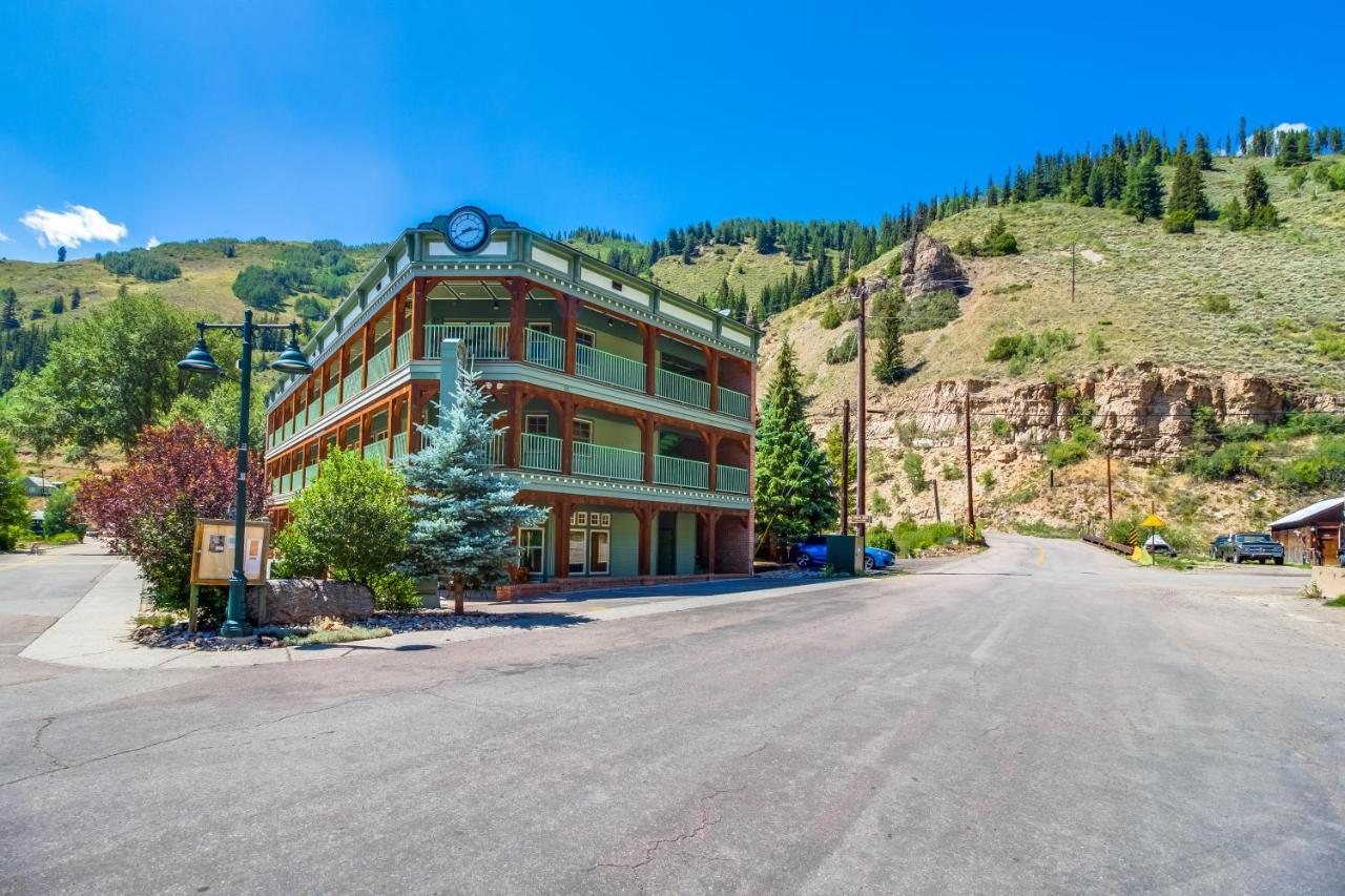 The Green Bridge Inn Red Cliff Екстериор снимка