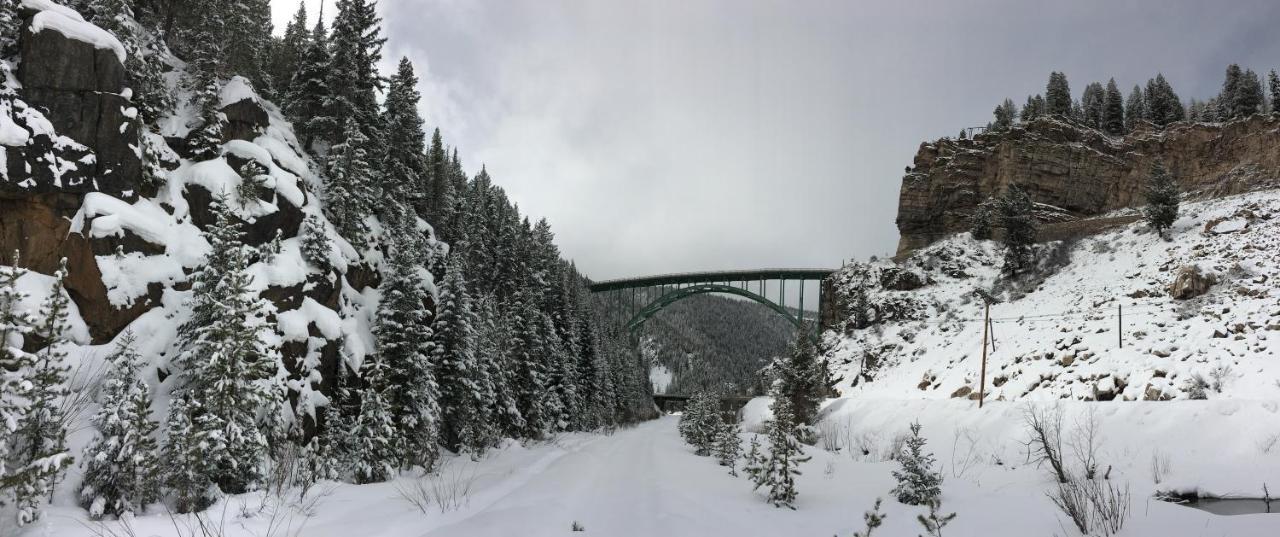 The Green Bridge Inn Red Cliff Екстериор снимка